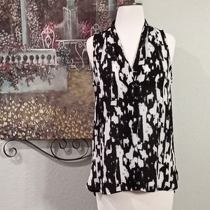 Vince Camuto Top